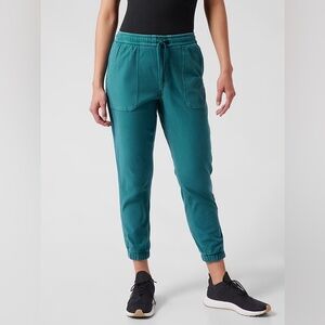 Athleta Farallon Jogger MT Tall Long Borealis Green